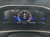 Volkswagen T-Roc 1,0   TSI 85kW,LIFE,1.MAJITEL - náhled 12