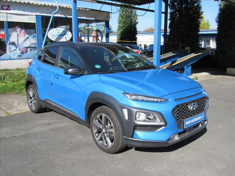 Hyundai Kona 1,6 T-GDI 4x4 Aut Best of Styl - fotka 3 z 36