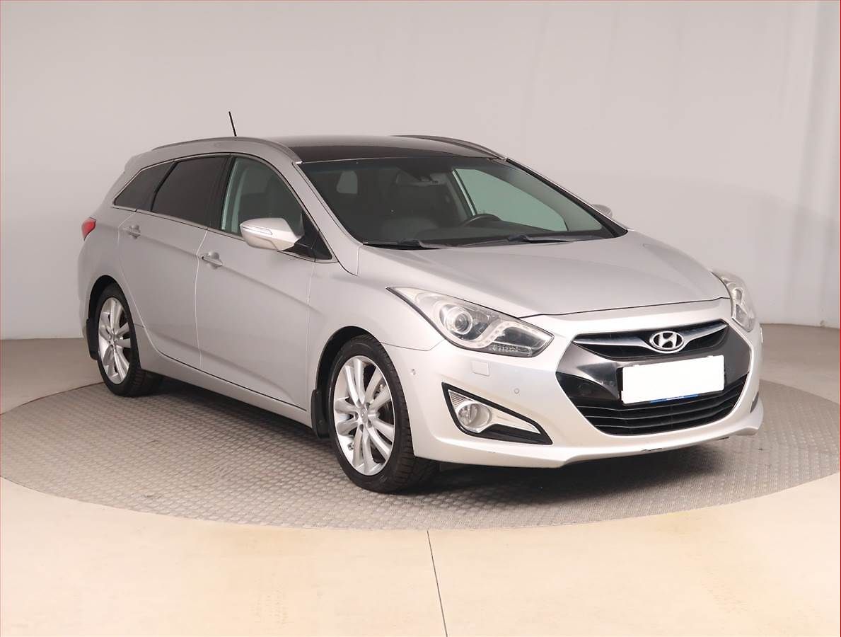 Hyundai i40 1.7 CRDi, Navi, Xenony