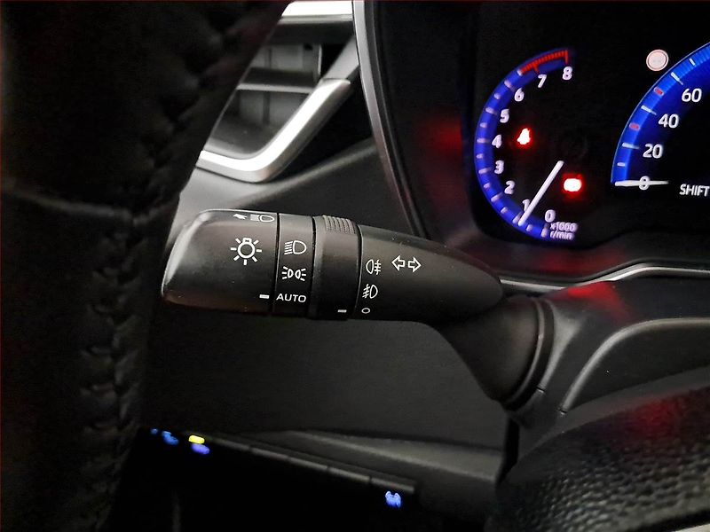 Toyota Corolla (2020) 1.6 Valvematic, ČR,1.maj - fotka 16 z 18