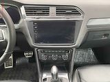 Volkswagen Tiguan (2017) 2.0TDI 4x4, 1.maj,ČR, R-Line - náhled 12