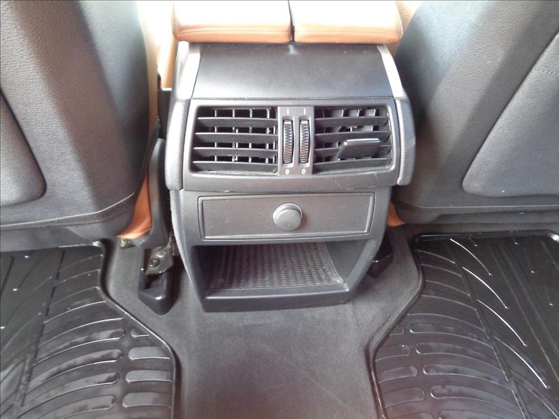 BMW X5 3,0 - fotka 15 z 20