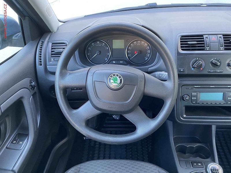Škoda Fabia (2011) 1.2 TSI, ČR, Ambiente - fotka 11 z 13