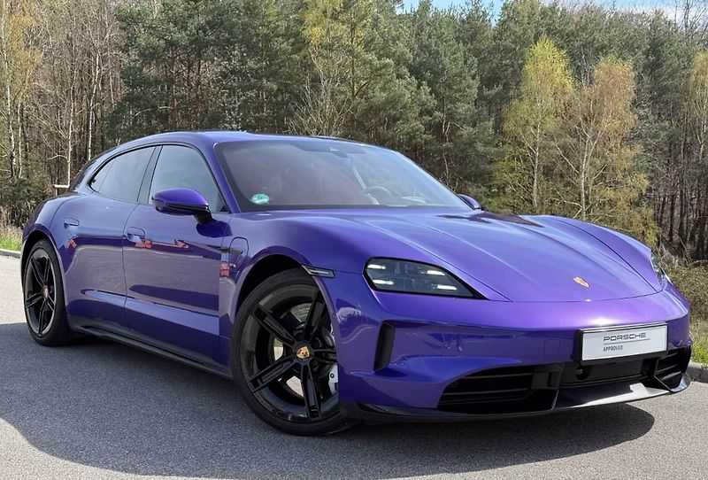 Porsche Taycan GTS Sport Turismo HuD 360 Inno - fotka 3 z 28