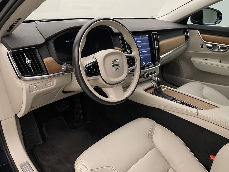 Volvo S90 T6 AWD   REZERVACE - fotka 4 z 40