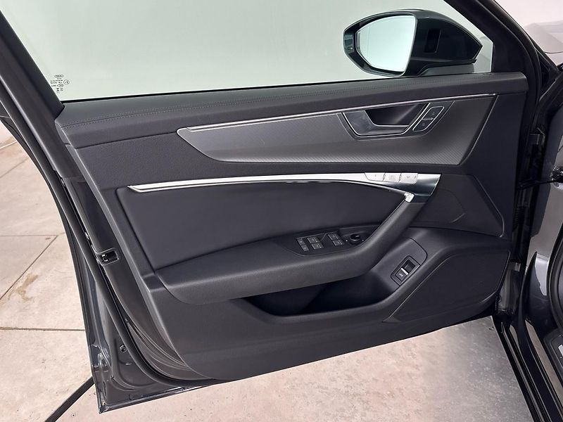 Audi A6 Sedan - fotka 13 z 30