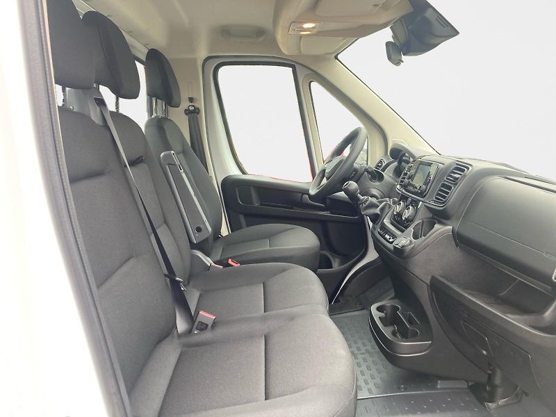 Peugeot Boxer (2025) Valník kabina 4350 L4 180k - fotka 14 z 14