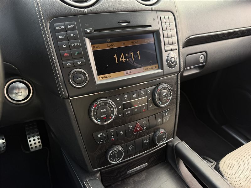 Mercedes-Benz GL 350 CDI 4Matic AMG - fotka 14 z 30