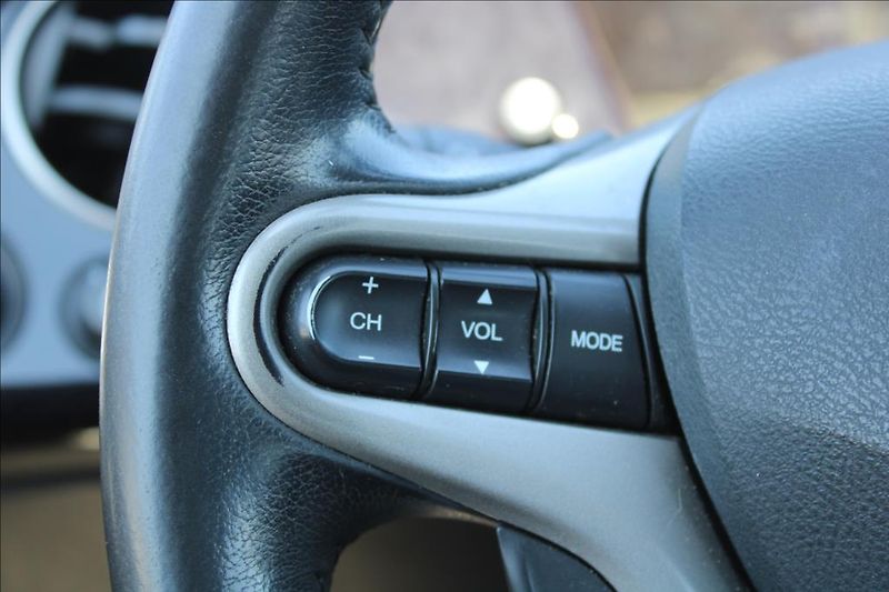 Honda Civic 1,8 i  DIG.KLIMA, VÝHŘEVY - fotka 18 z 28