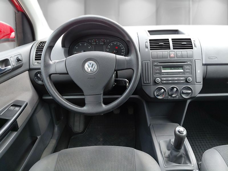 Volkswagen Polo (2008) 1,2i 44 kW Marathon - fotka 15 z 23