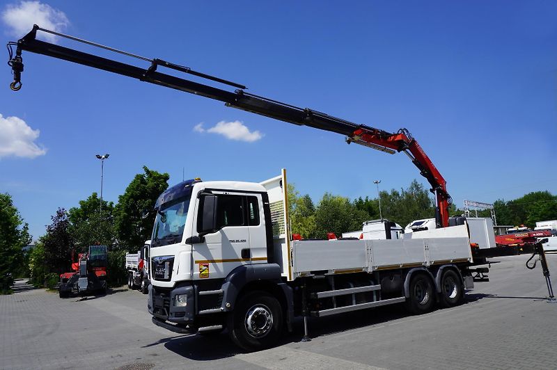 MAN TGS (2020) 26.420 6×4 / Fassi F215A.2.24 - fotka 3 z 24