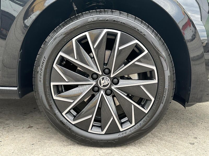 Škoda Scala First Edition 1.0TSi 85kW DSG - fotka 11 z 44