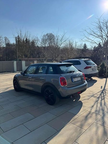Mini Cooper (2018) - fotka 7 z 10