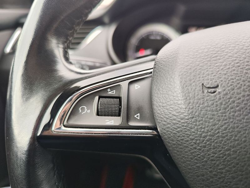 Škoda Octavia 1.8 TSI/132kW Style Plus ČR - fotka 24 z 30
