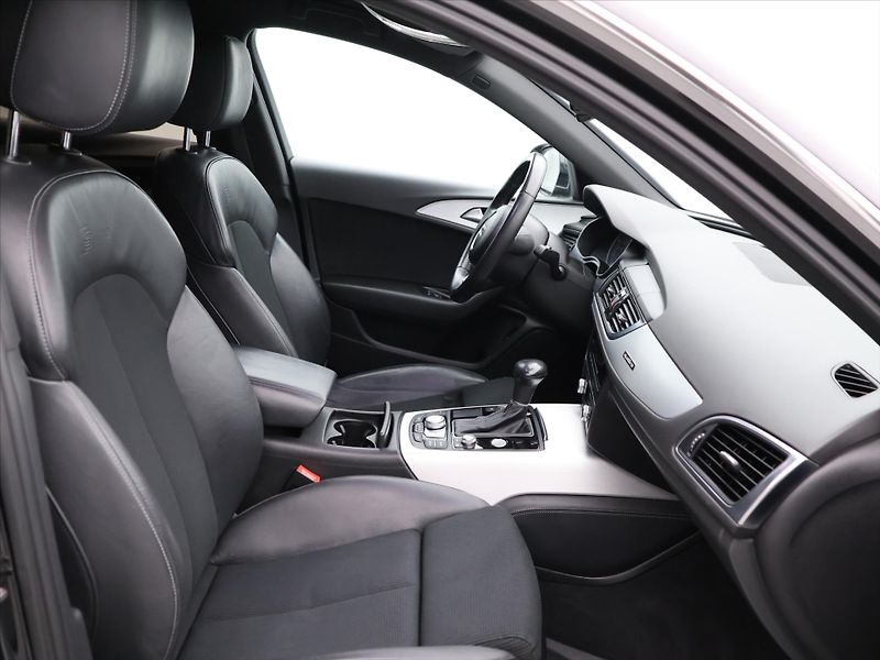 Audi A6 3,0 TDI quattro S-line Aut. - fotka 12 z 31