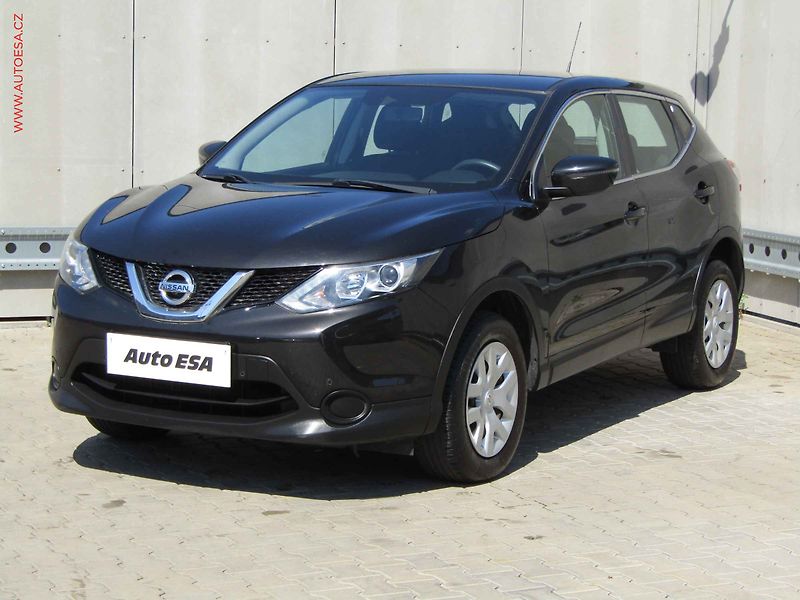 Nissan Qashqai (2016) 1.2DIG-T, 2.maj,ČR, AC - fotka 3 z 17