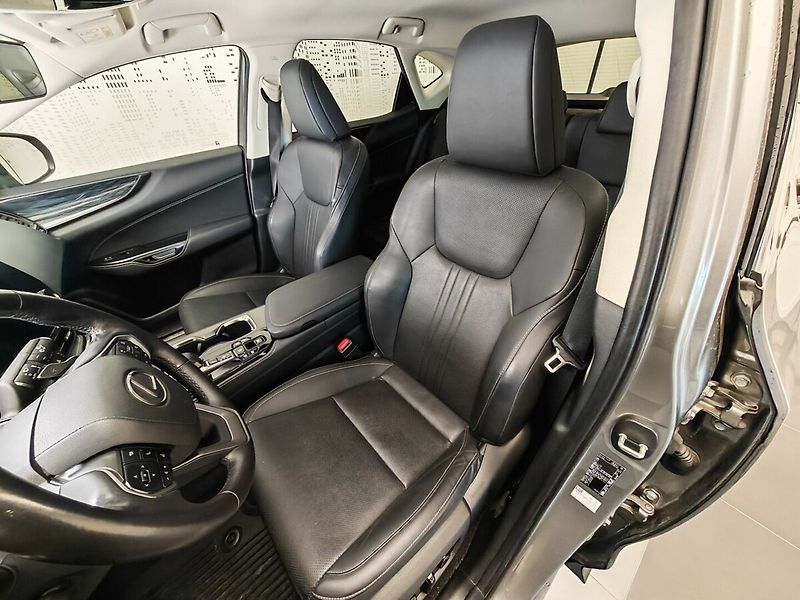 Lexus NX 450h plus 450h+,Executive,4x4, - fotka 17 z 44