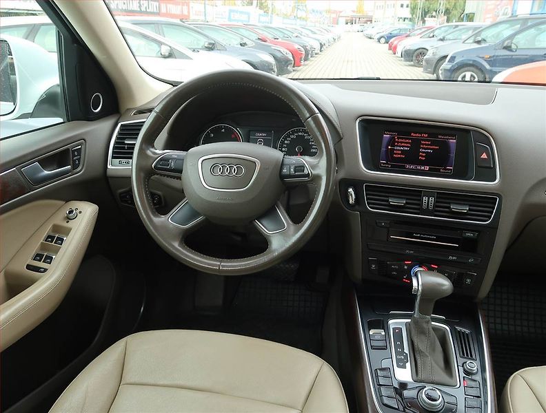 Audi Q5 (2013) S line 3.0 TDI, 4X4, Automat - fotka 7 z 16