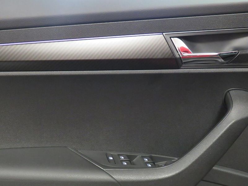 Škoda Karoq - fotka 12 z 25