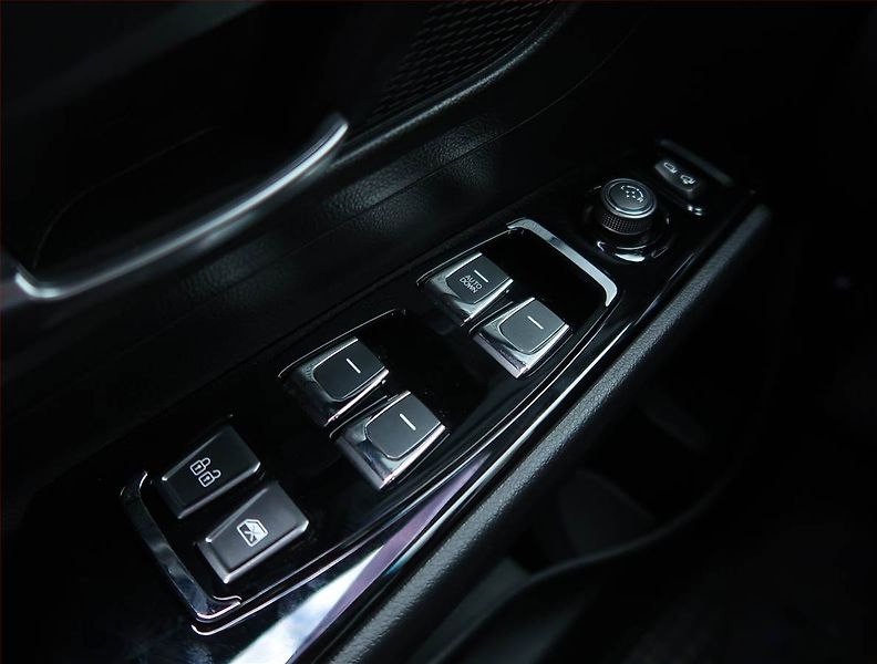 SsangYong Korando (2024) Style Plus 1.5 T-GDI - fotka 16 z 20