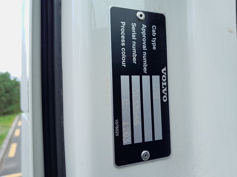 Volvo FH 460 I-Safe LowDeck - fotka 36 z 40