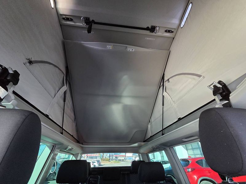 Volkswagen California 2.0 TDI DSG Beach Last Edition - fotka 28 z 57