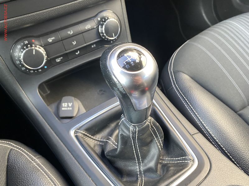 Mercedes-Benz Třídy B (2012) 1.8CDi, ČR, servis.kniha - fotka 16 z 17
