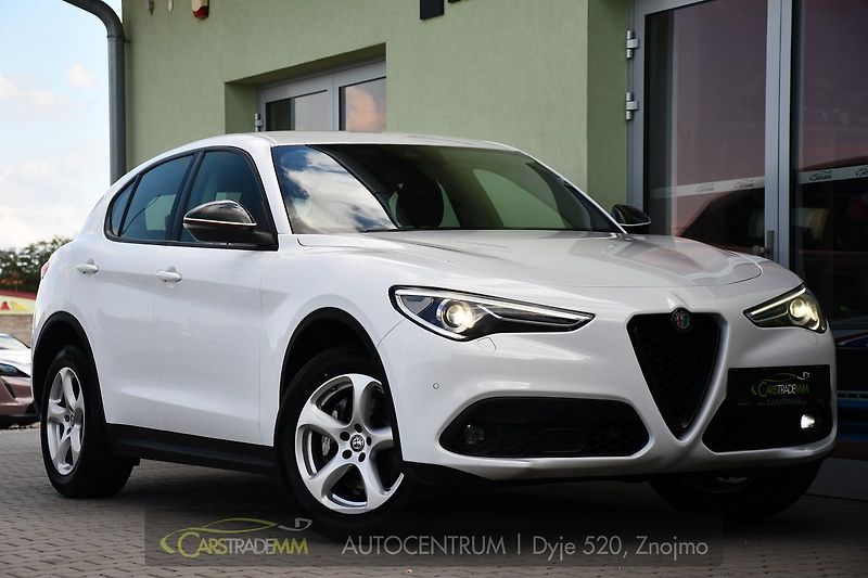 Alfa Romeo Stelvio 2,2JTD 154 KW 4x4 - fotka 7 z 50