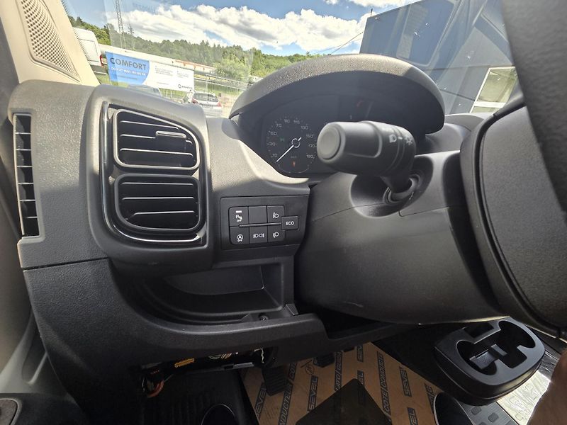 Peugeot Boxer (2026)  3500 L3H2 140 MAN6 TOP VÝBAVA - fotka 19 z 22