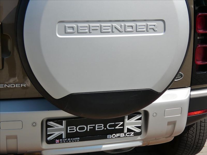 Land Rover Defender 2,0 D200 110,1.Maj, ČR, DPH - fotka 39 z 40