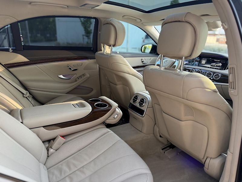 Mercedes-Benz Třídy S (2017) Mercedes-Benz S 350d L 4MATIC - fotka 25 z 29