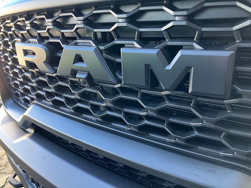 Dodge RAM (2025) 3.0 I6 426k REBEL PREMIUM EDIT - fotka 75 z 77