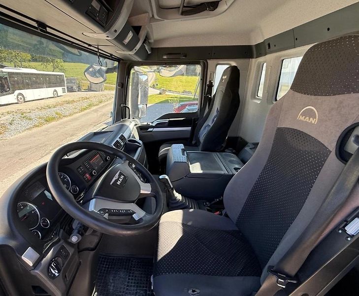 MAN TGS (2016) 26.480  6x6 Bordmatik EURO 6 - fotka 14 z 14