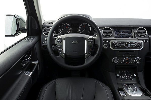 Land Rover Discovery.