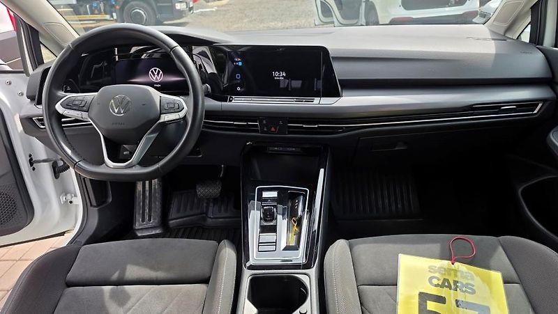 Volkswagen Golf (2024) 2.0 TDI 110kW DSG7 Style TZ - fotka 16 z 34