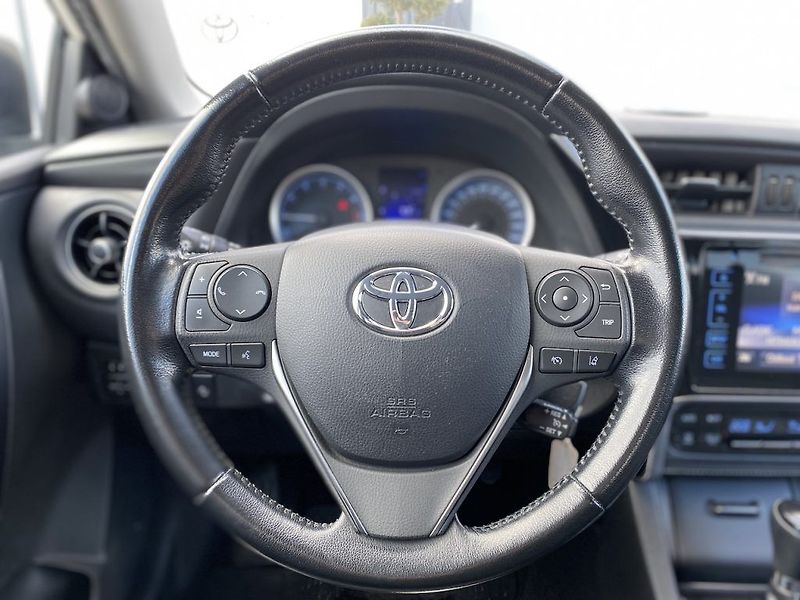 Toyota Corolla 1.6i, ČR-2m, Trend+, automat - fotka 14 z 29
