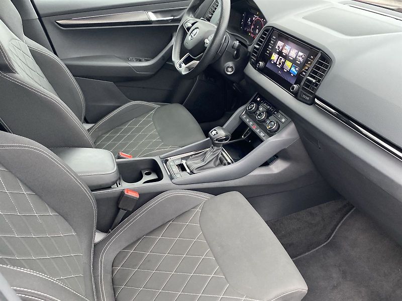 Škoda Karoq (2024) 2.0 TDI 4x4 DSG Sportline - fotka 11 z 38