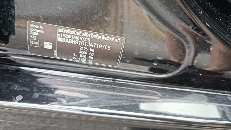 BMW Řada 3 320d MPaket 2,0D B47 Automat - fotka 36 z 36