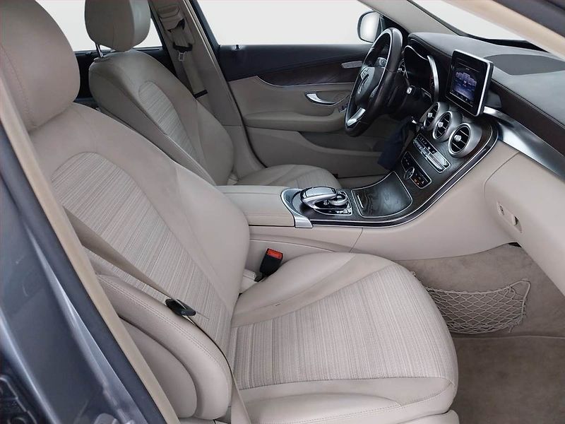 Mercedes-Benz Třídy C (2014) C 250, Automat, Kůže, Navi - fotka 9 z 20
