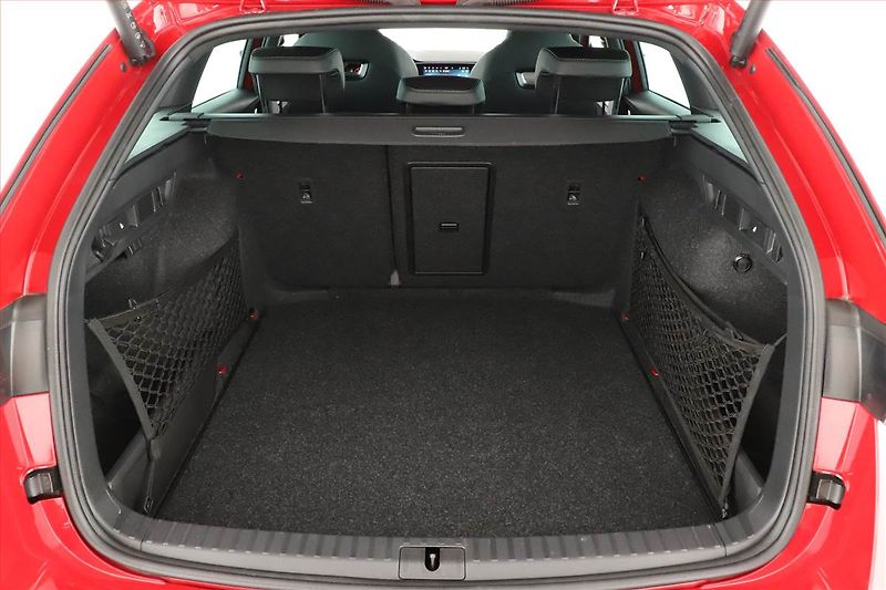 Škoda Octavia (2025) 1.5 eTSI mHEV, Sportline - fotka 17 z 18