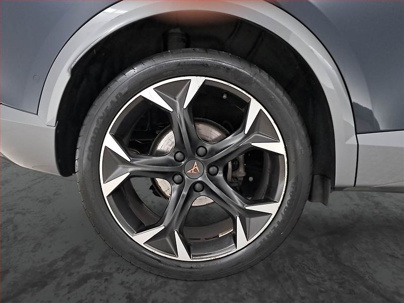Cupra Formentor (2022) 1.5 TSI - fotka 15 z 20