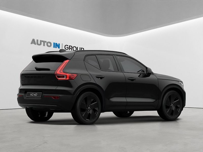 Volvo XC40 (2026) Black Edition B3 Plus,360°KAM. - fotka 6 z 10