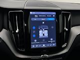 Volvo XC60 B5 AWD PLUS DARK AUT REZERVACE - náhled 32
