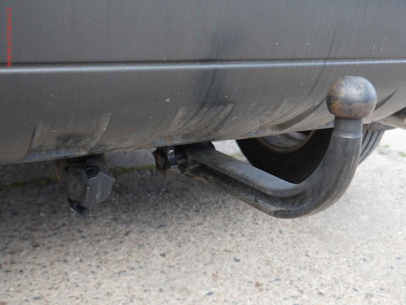 Hyundai Tucson (2010) 2.0 i 4x4, AAC - fotka 17 z 18