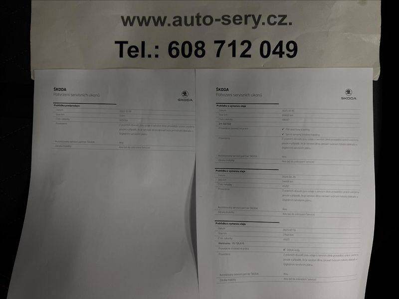 Škoda Octavia 2.0TDI 147kW DCC PANO RS PLUS - fotka 52 z 53