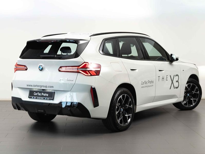 BMW X3 xDrive20d - fotka 3 z 6