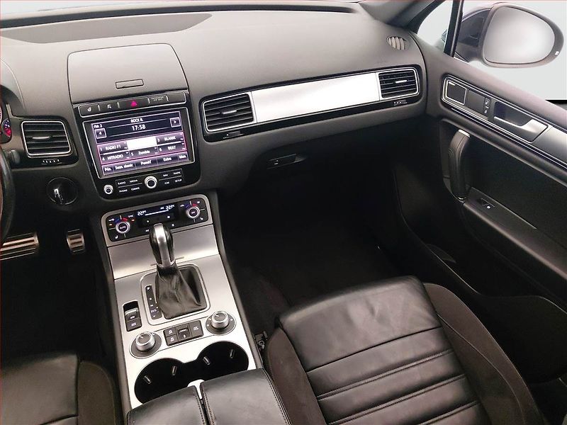 Volkswagen Touareg (2017) R-Line 3.0 TDI, 4X4, Automat - fotka 8 z 18