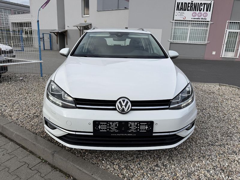 Volkswagen Golf Combi VII 1,6 TDi/85kW - fotka 2 z 66