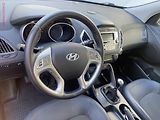 Hyundai ix35 (2013) 1.6 GDi 2WD, AC, park.čidla - náhled 12