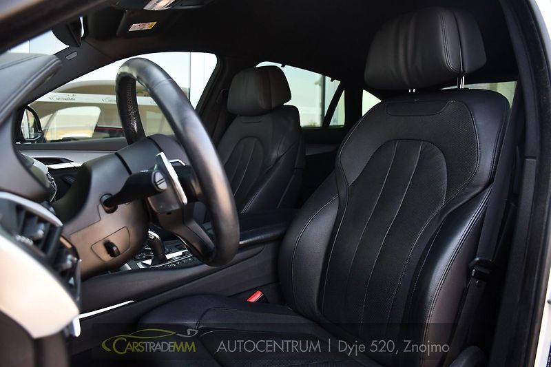 BMW X6 M50d HUD 360KAM ACC - fotka 11 z 57